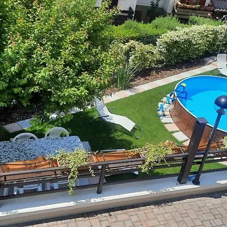 La Terrazza Casa Апартаменты Каренно