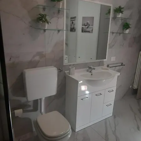 La Terrazza Casa Апартаменты Каренно